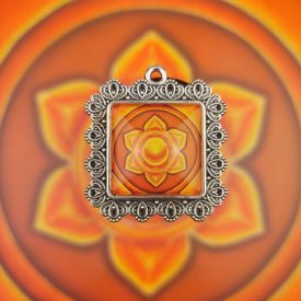 Nemi csakra medál 40mm x 9mm Virágos