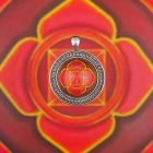 Gyökércsakra medál 35mm x 13mm Szirmos, magas lencsés