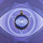 Homlokcsakra medál 32mm x 16mm Réz színű