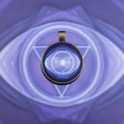 Homlokcsakra medál 32mm x 16mm Réz színű