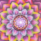 Koronacsakra medál-kulcstartó 33mm x 15mm Letisztult, magas lencsés